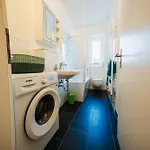 Zentrale Wohlfuehlwohnung - Ideal Fuer Ihren Urlaub Oder Geschaeftsreise *