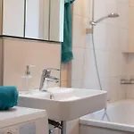 Zentrale Wohlfühlwohnung - Ideal Für Ihren Urlaub Oder Geschäftsreise Apartment *