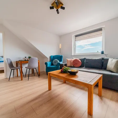 Zentrale Wohlfuehlwohnung - Ideal Fuer Ihren Urlaub Oder Geschaeftsreise Apartmán *