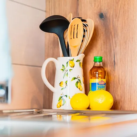 Zentrale Wohlfuehlwohnung - Ideal Fuer Ihren Urlaub Oder Geschaeftsreise