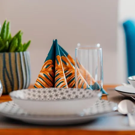 Apartment Zentrale Wohlfuehlwohnung - Ideal Fuer Ihren Urlaub Oder Geschaeftsreise *