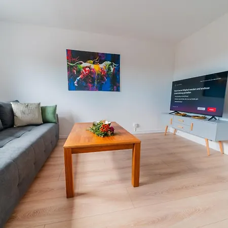 Zentrale Wohlfuehlwohnung - Ideal Fuer Ihren Urlaub Oder Geschaeftsreise *