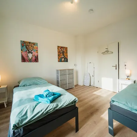 Zentrale Wohlfuehlwohnung - Ideal Fuer Ihren Urlaub Oder Geschaeftsreise * מגדבורג