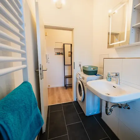 Zentrale Wohlfuehlwohnung - Ideal Fuer Ihren Urlaub Oder Geschaeftsreise * Magdeburg