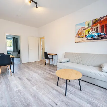 Zentrale Wohlfuehlwohnung - Ideal Fuer Ihren Urlaub Oder Geschaeftsreise *