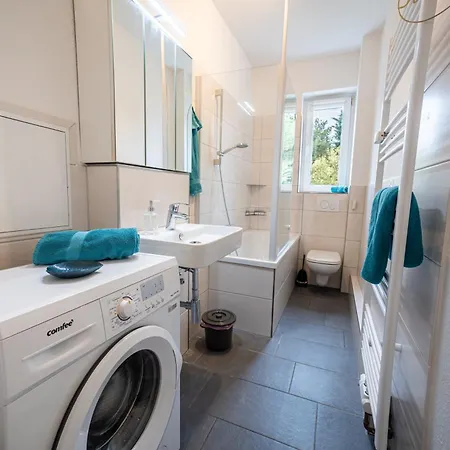Zentrale Wohlfuehlwohnung - Ideal Fuer Ihren Urlaub Oder Geschaeftsreise