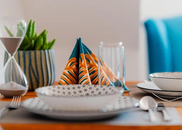 Lägenhet Zentrale Wohlfuehlwohnung - Ideal Fuer Ihren Urlaub Oder Geschaeftsreise *