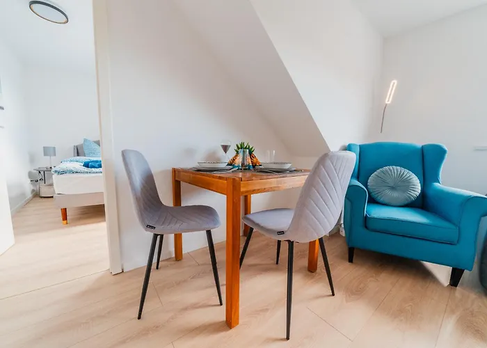 Zentrale Wohlfuehlwohnung - Ideal Fuer Ihren Urlaub Oder Geschaeftsreise *