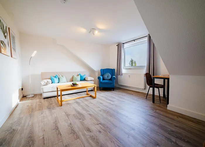 Zentrale Wohlfuehlwohnung - Ideal Fuer Ihren Urlaub Oder Geschaeftsreise Lägenhet