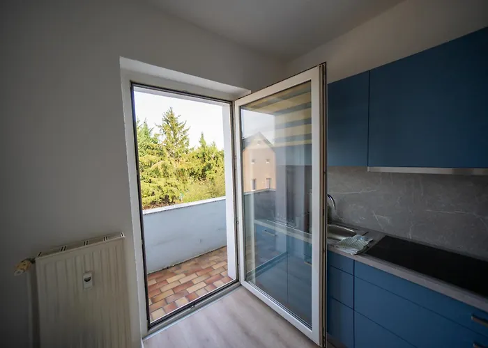 Zentrale Wohlfuehlwohnung - Ideal Fuer Ihren Urlaub Oder Geschaeftsreise Lägenhet Magdeburg