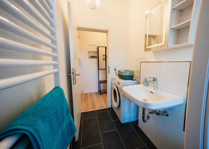 Zentrale Wohlfuehlwohnung - Ideal Fuer Ihren Urlaub Oder Geschaeftsreise * Magdeburg