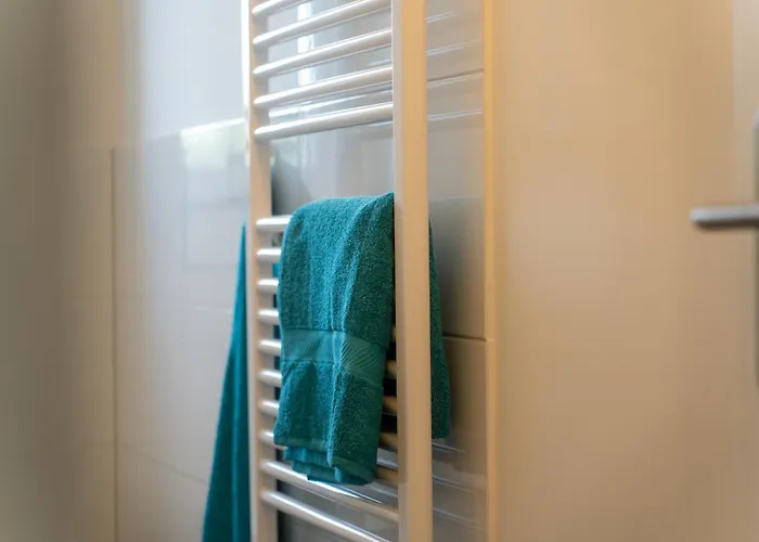 Zentrale Wohlfuehlwohnung - Ideal Fuer Ihren Urlaub Oder Geschaeftsreise Lägenhet